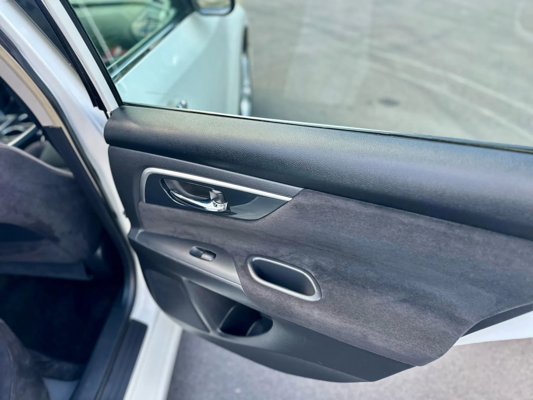 Used 2013 Nissan Altima 2.5 SV image 24