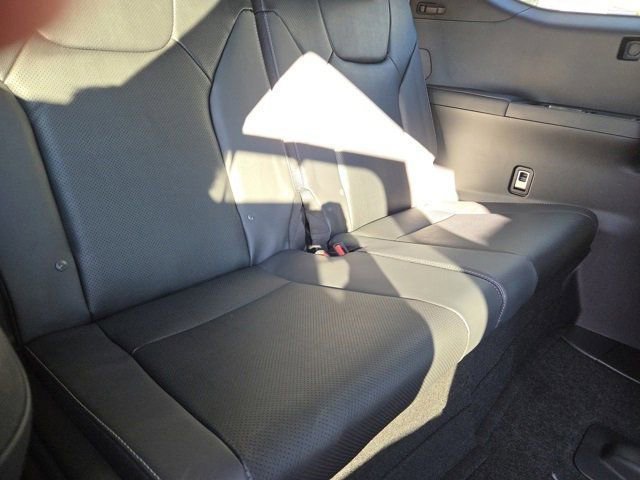 New 2026 Lexus TX 500h AWD image 27