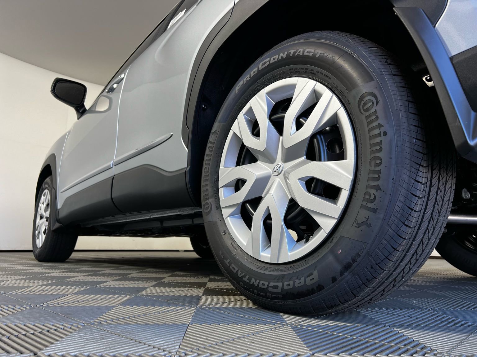 New 2026 Toyota Corolla Cross L image 19