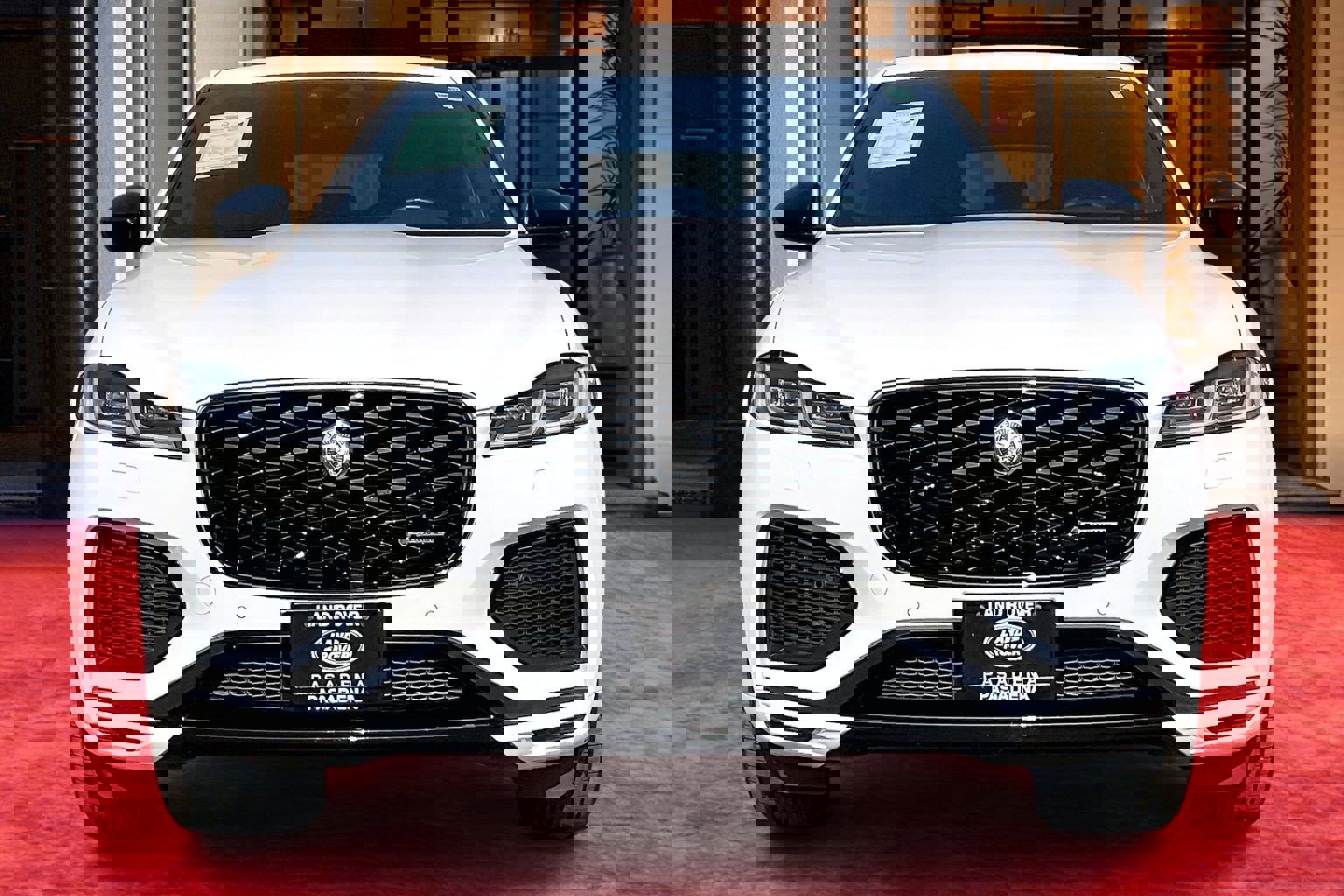 Used 2024 Jaguar F-PACE R-Dynamic S image 3