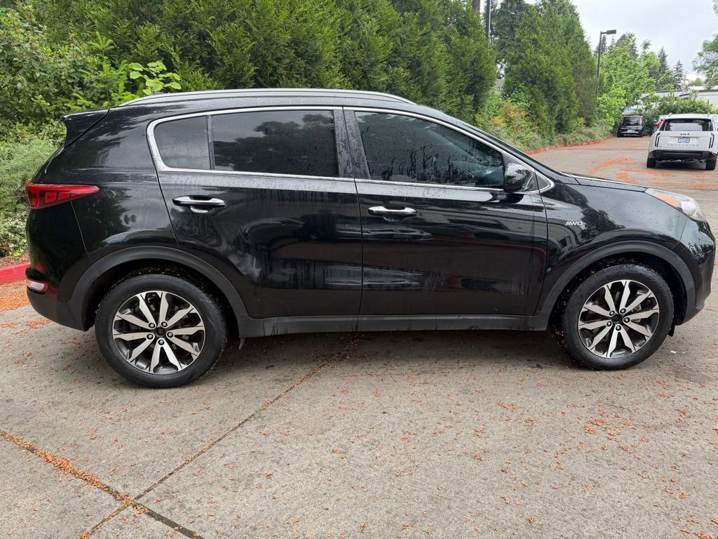 Used 2017 Kia Sportage EX AWD/4WD image 2