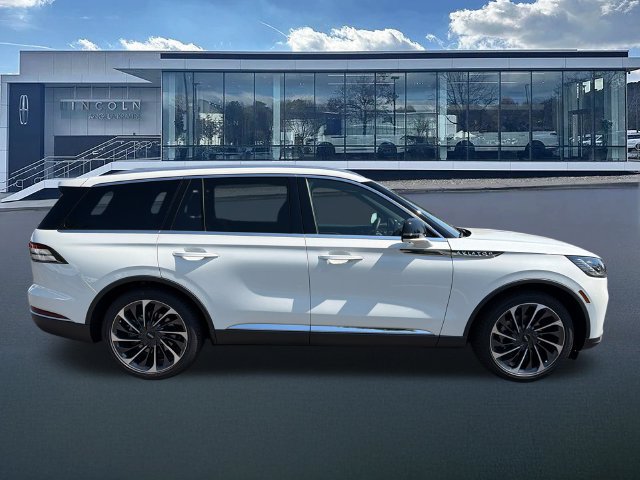 New 2026 Lincoln Aviator Reserve AWD/4WD image 9