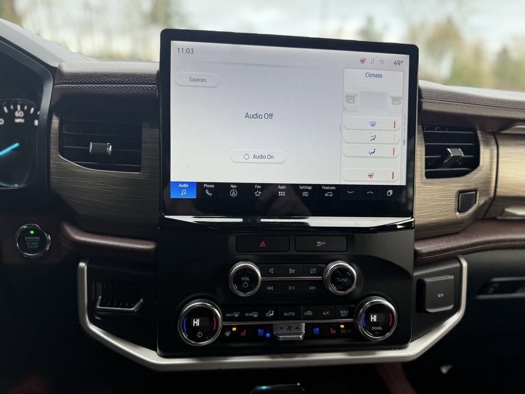 Used 2023 Ford Expedition Limited image 35