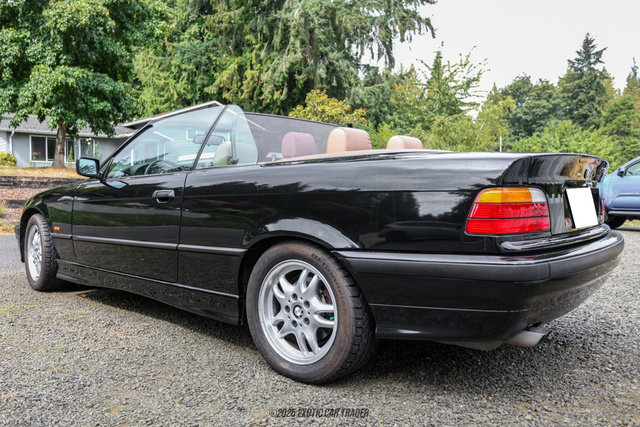 Used 1999 BMW 323i Convertible RWD image 6