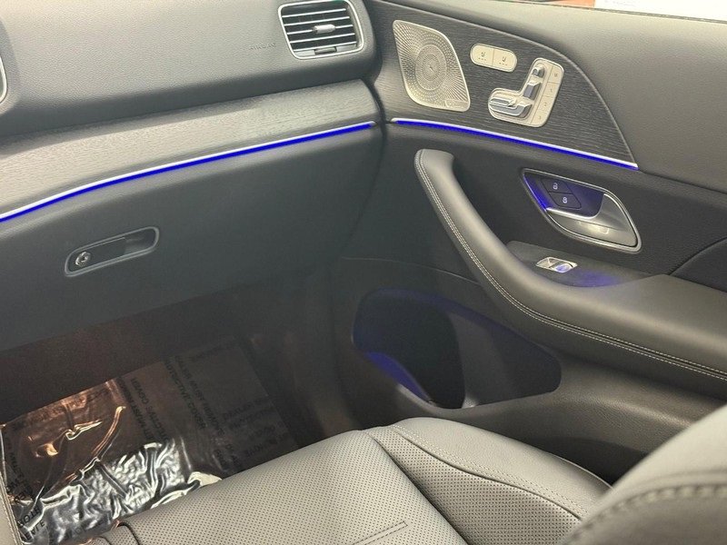 New 2025 Mercedes-Benz GLE 450e 4MATIC image 9