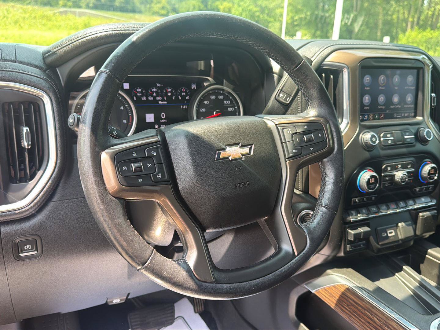 Used 2022 Chevrolet Silverado 2500 High Country w/ Safety Package II AWD/4WD image 19