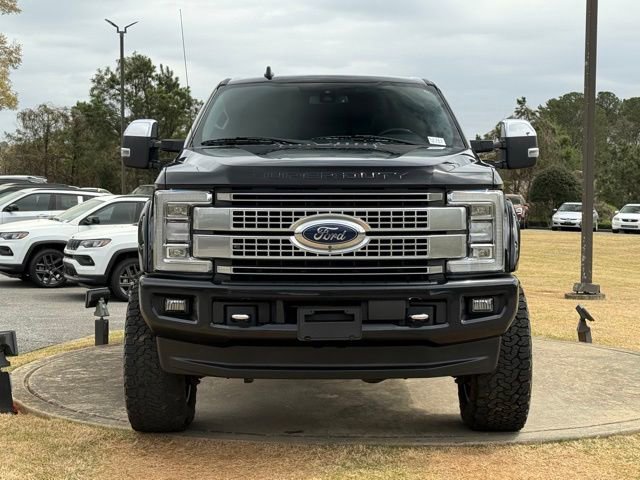 Used 2019 Ford F250 Platinum w/ Platinum Ultimate Package image 2