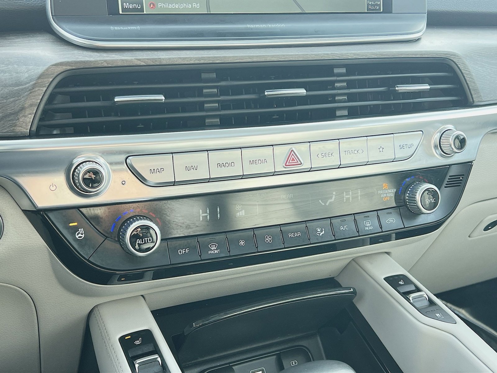 Used 2020 Kia Telluride SX w/ SX Prestige Package image 21