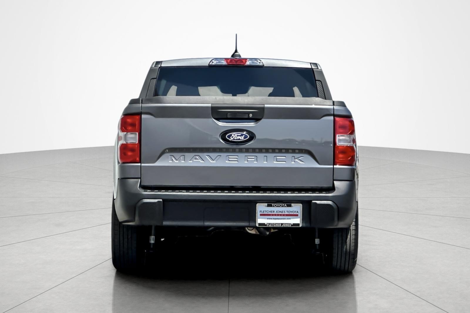 Used 2025 Ford Maverick XL FWD image 4