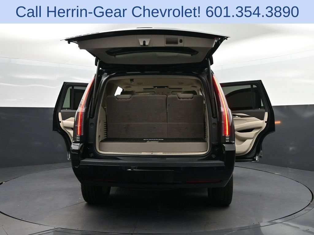 Used 2019 Cadillac Escalade Premium Luxury AWD/4WD image 52