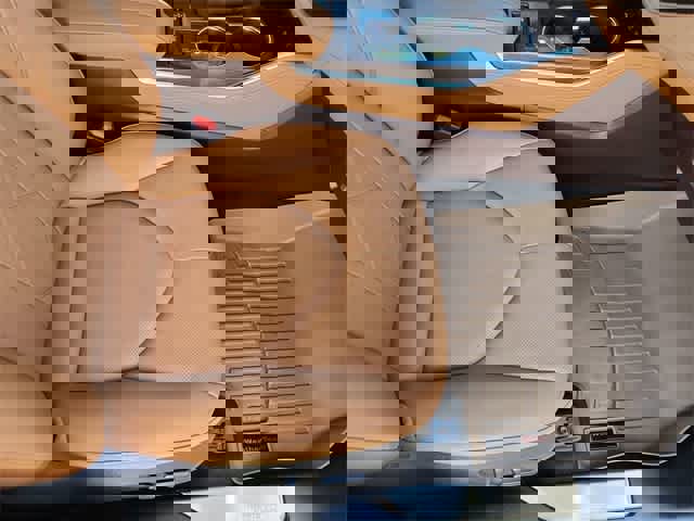 Used 2021 Toyota Highlander Platinum image 19