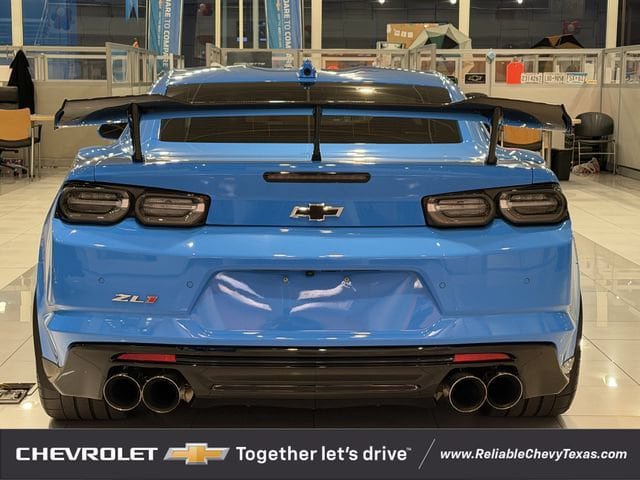 Used 2023 Chevrolet Camaro ZL1 RWD image 7