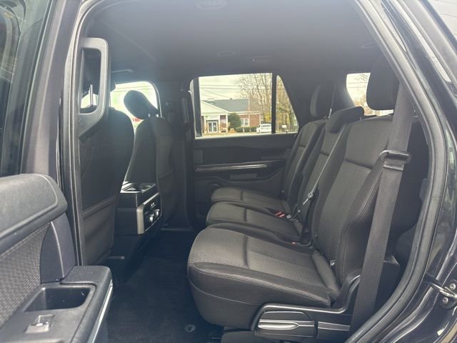 Used 2019 Ford Expedition XLT image 12