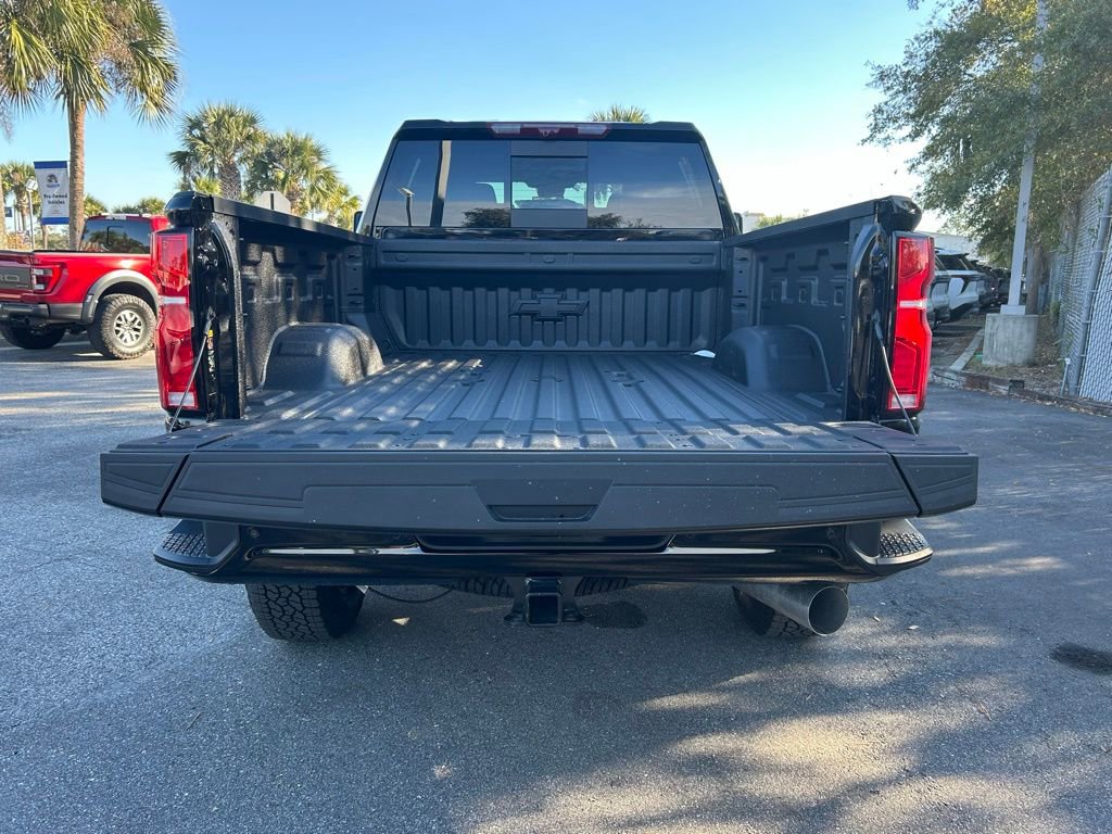 New 2026 Chevrolet Silverado 3500 High Country w/ Technology Package image 11