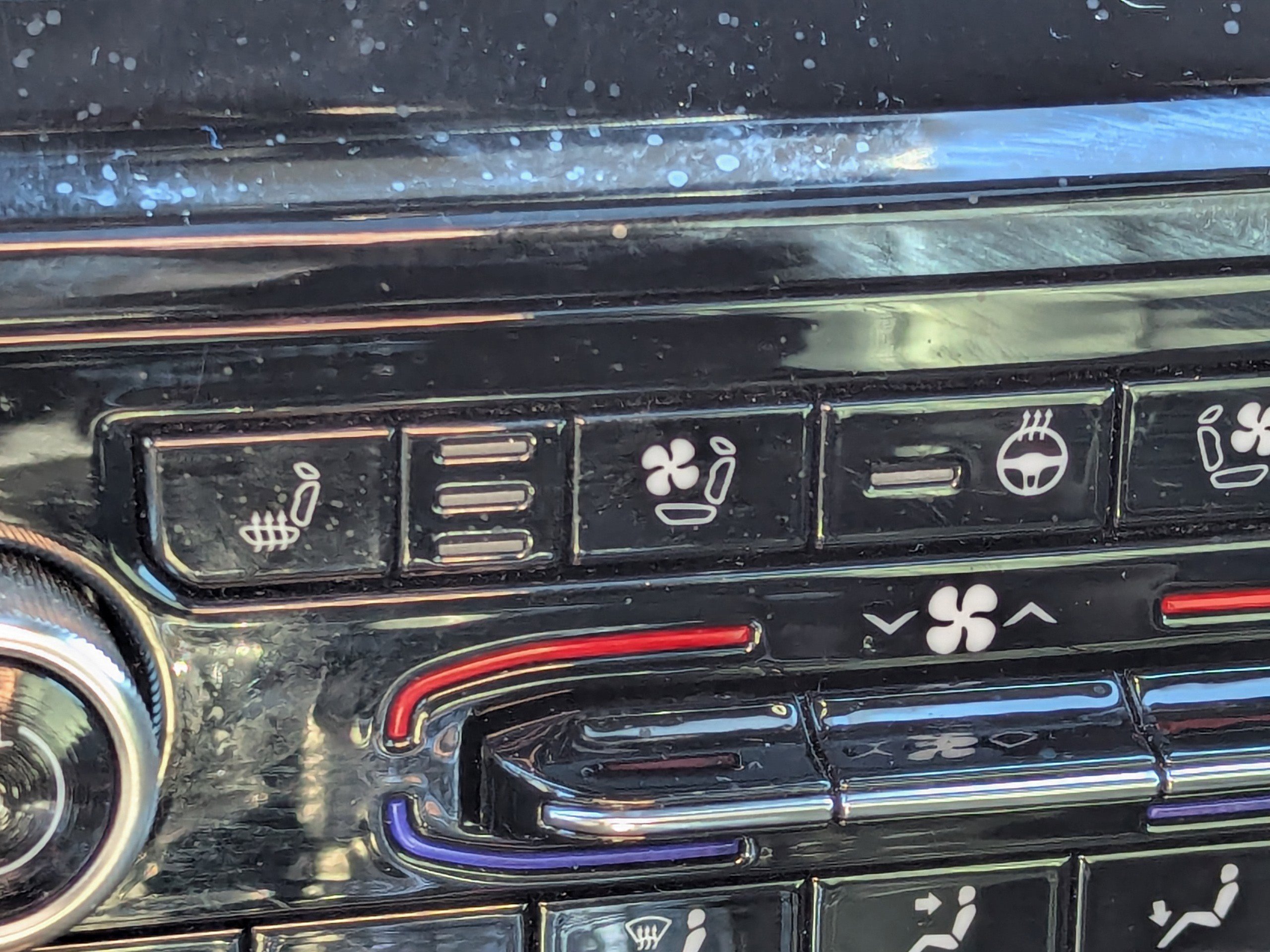 Used 2021 Jeep Grand Cherokee L Overland w/ Advanced Protech Group III image 27