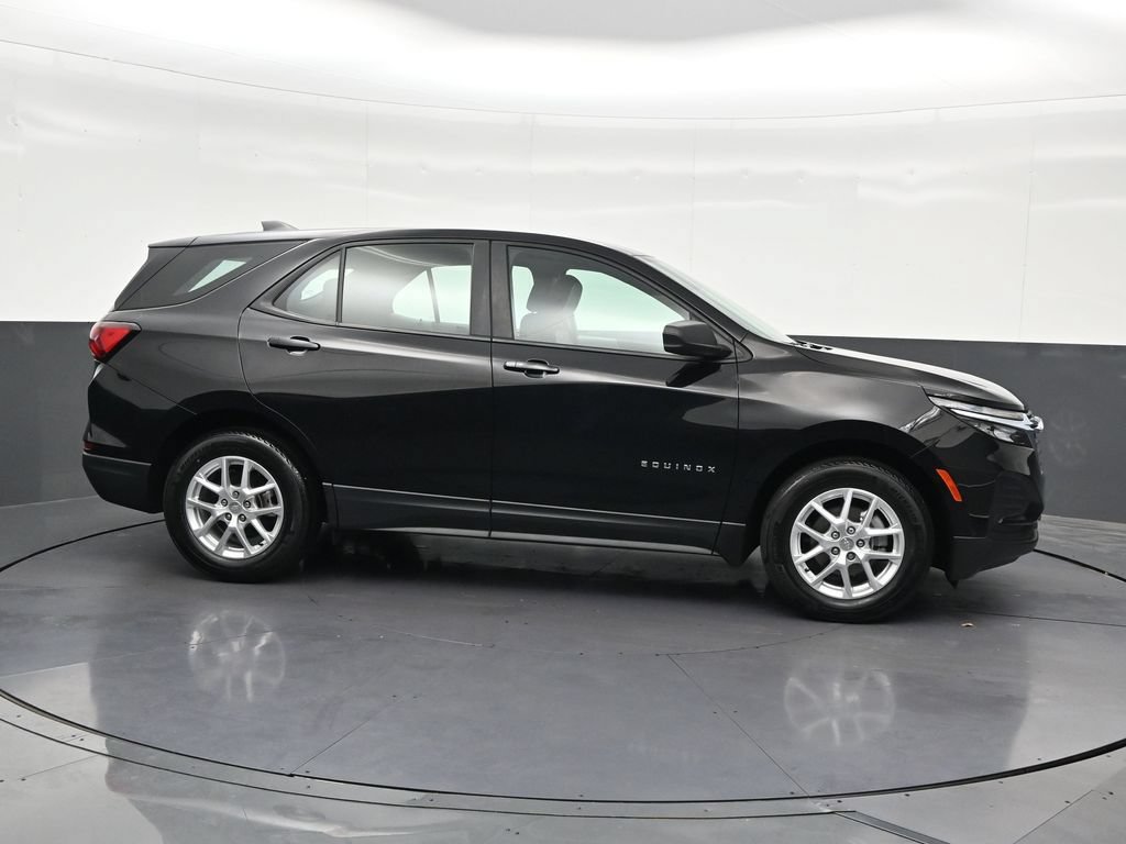 Used 2024 Chevrolet Equinox LS FWD image 7