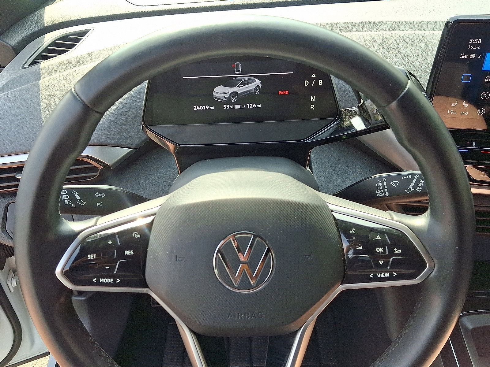 Used 2021 Volkswagen ID.4 Pro image 18