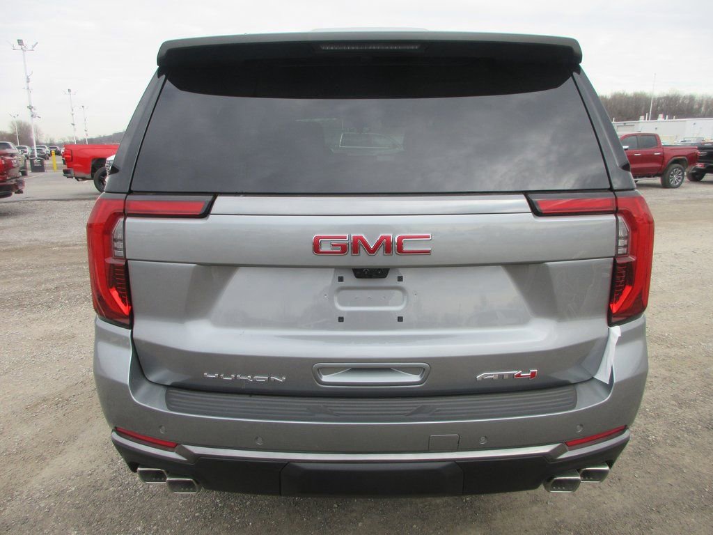 New 2026 GMC Yukon XL AT4 w/ AT4 Premium Package image 5