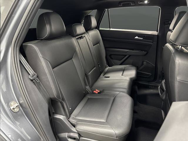Used 2020 Volkswagen Atlas Cross Sport SEL image 31