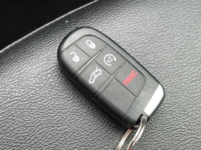 Used 2026 Jeep Compass Limited AWD/4WD image 31