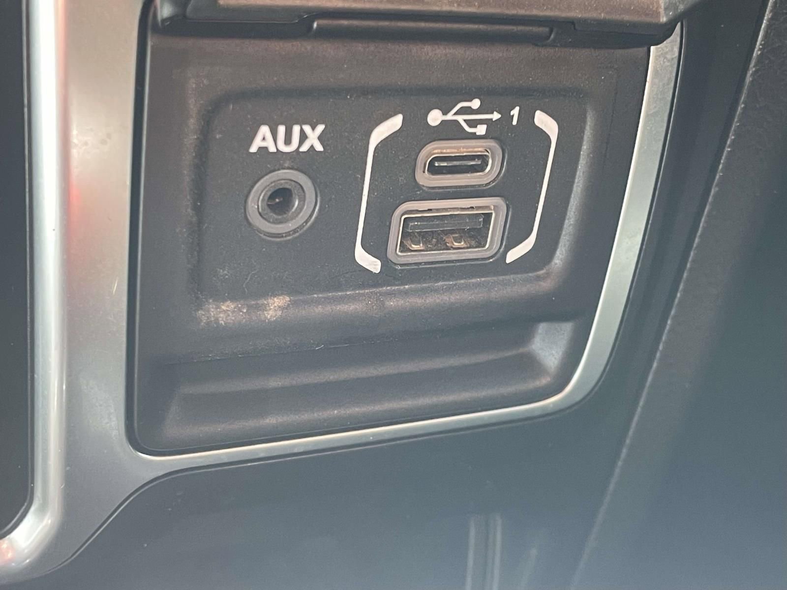 Used 2022 Jeep Wrangler Sport image 20