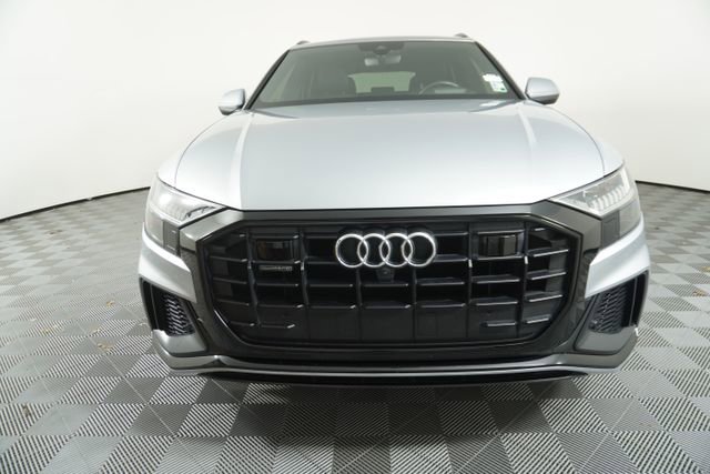 Used 2021 Audi Q8 Prestige w/ Prestige Package image 2
