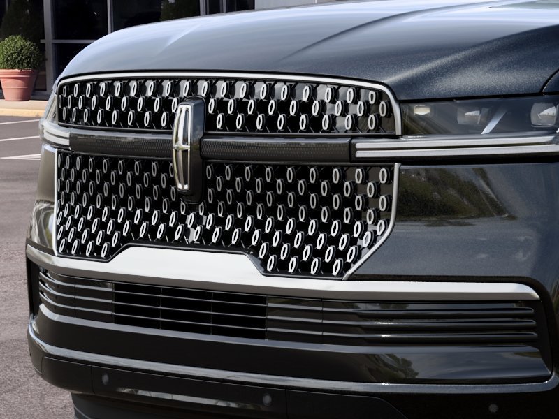 New 2027 Lincoln Navigator L Premier AWD/4WD image 18