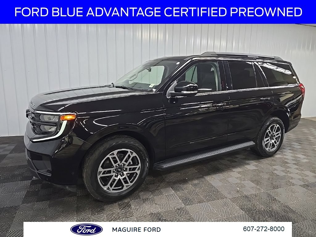 Certified 2025 Ford Expedition Active AWD/4WD image 8