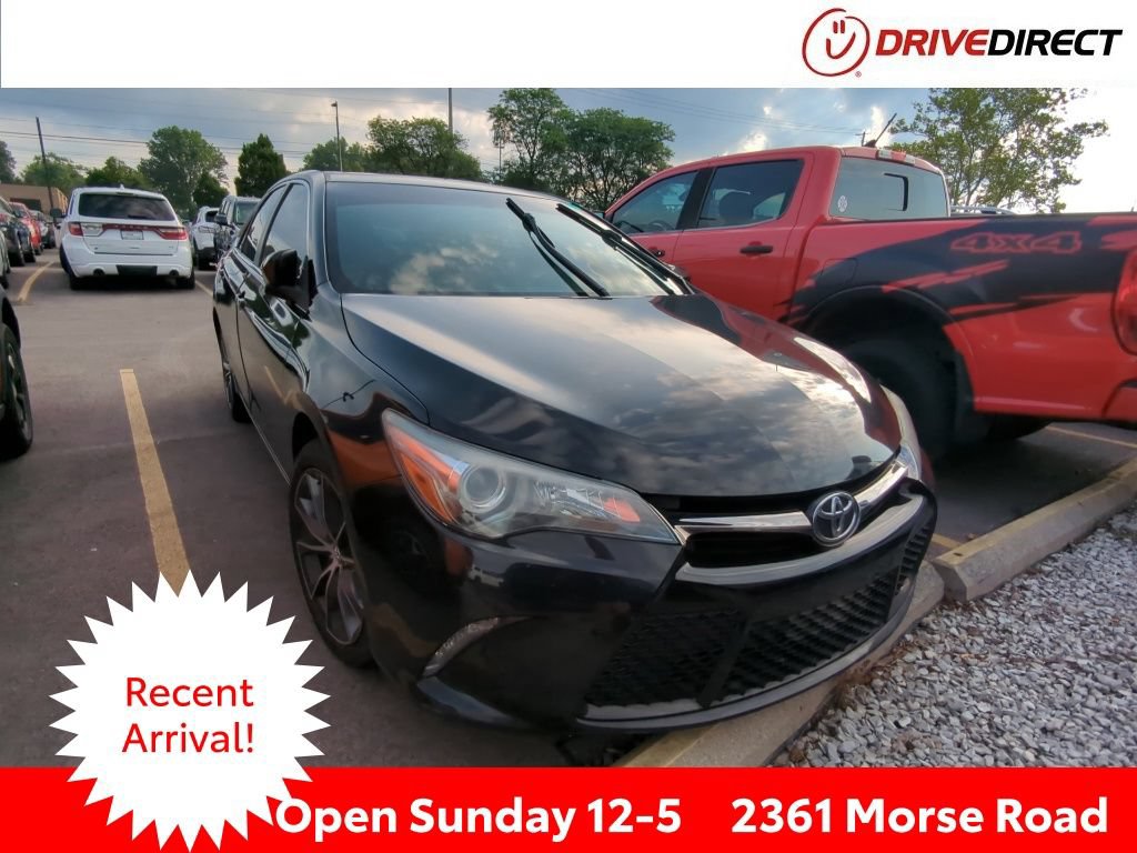 Used 2015 Toyota Camry XSE w/ Moonroof Package FWD image 1