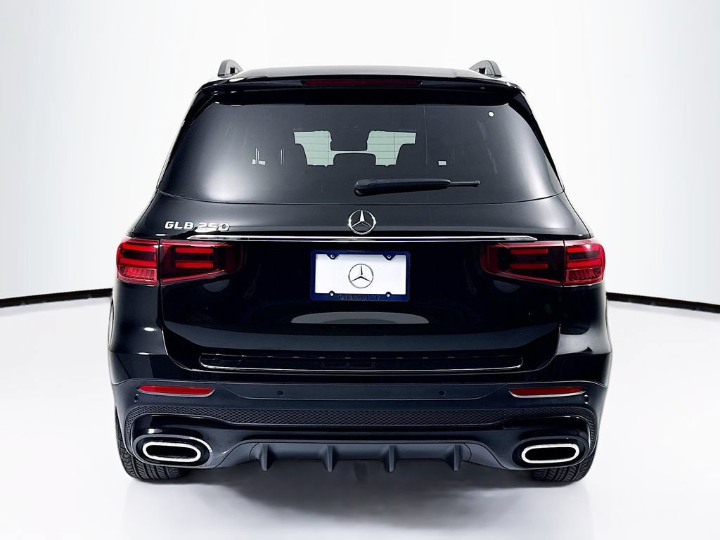 Certified 2025 Mercedes-Benz GLB 250 image 6