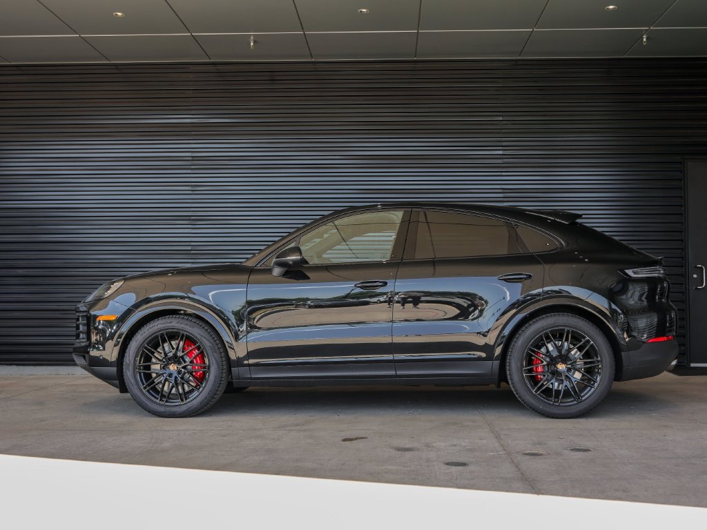 New 2026 Porsche Cayenne S AWD/4WD image 2