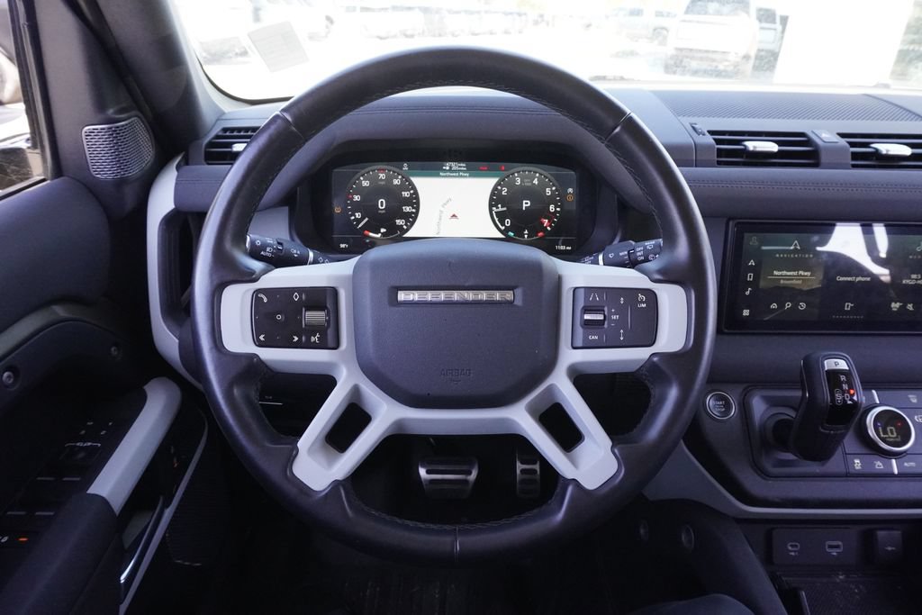 Used 2023 Land Rover Defender 110 S AWD/4WD image 10