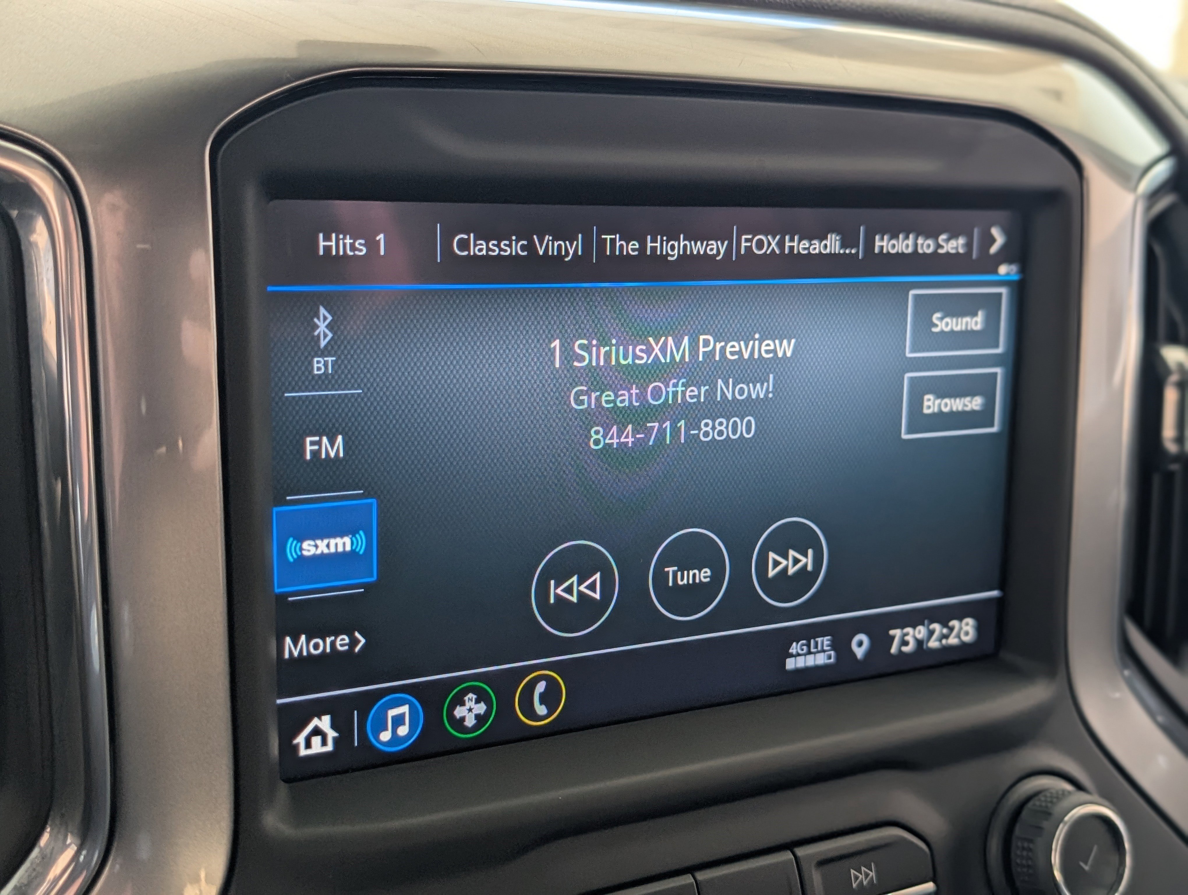 Used 2021 Chevrolet Silverado 1500 LT AWD/4WD image 28