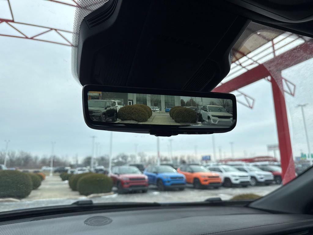 New 2026 Jeep Cherokee Overland w/ Advanced Pro Tech Group image 25