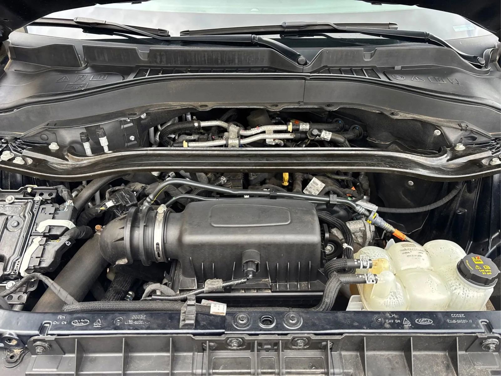 Used 2021 Ford Explorer Limited image 30