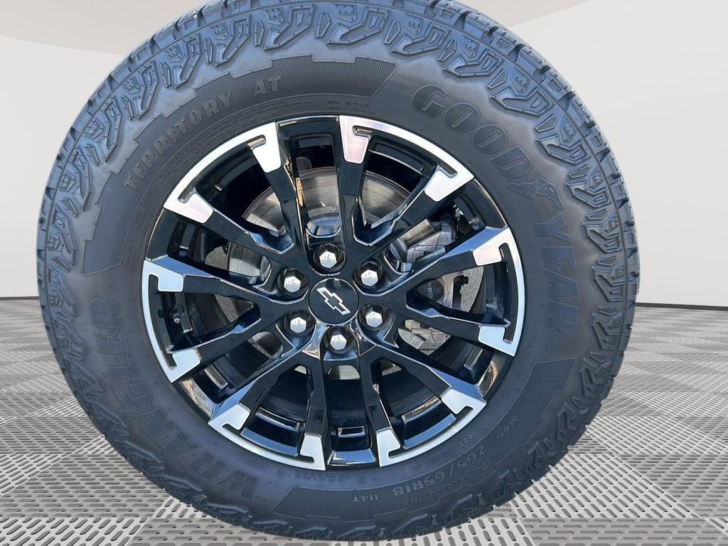 Used 2024 Chevrolet Traverse Z71 image 29
