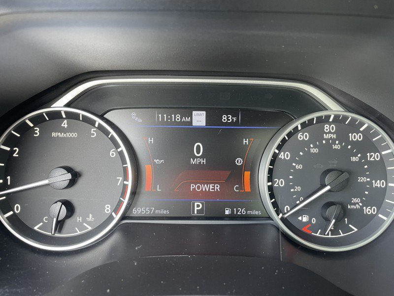 Used 2023 Nissan Maxima SR w/ Sport Mat Group FWD image 17