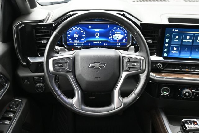 Used 2023 Chevrolet Silverado 1500 RST w/ Z71 Off-Road Package AWD/4WD image 22