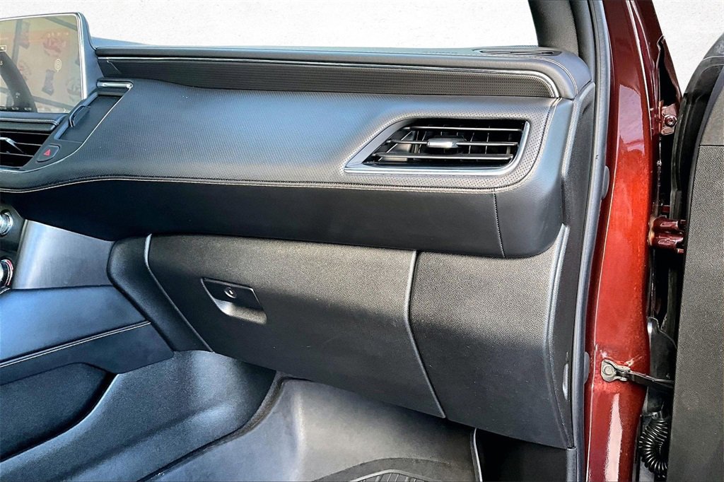 Used 2023 GMC Yukon XL AT4 w/ AT4 Premium Plus Package image 27