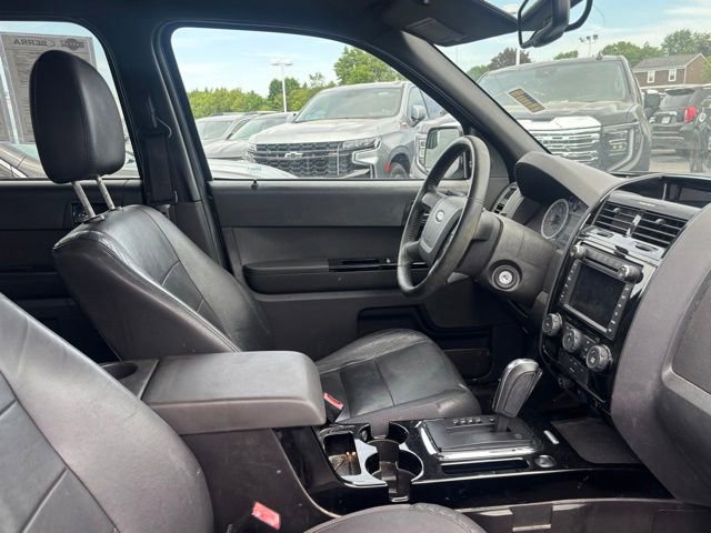 Used 2011 Ford Escape Limited w/ 302A Rapid Spec Order Code FWD image 13