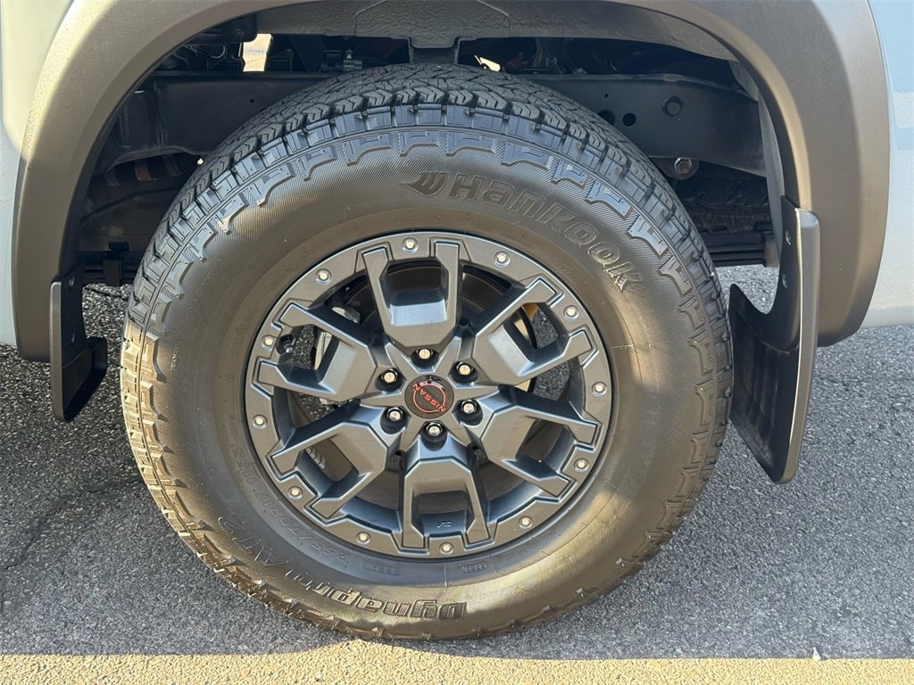 Used 2024 Nissan Frontier PRO-4X w/ Pro Premium Package image 9