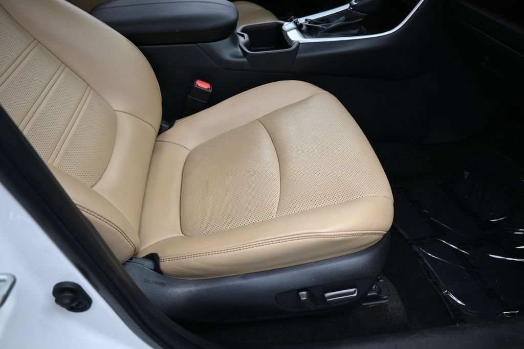 Used 2023 Toyota RAV4 Limited FWD image 42