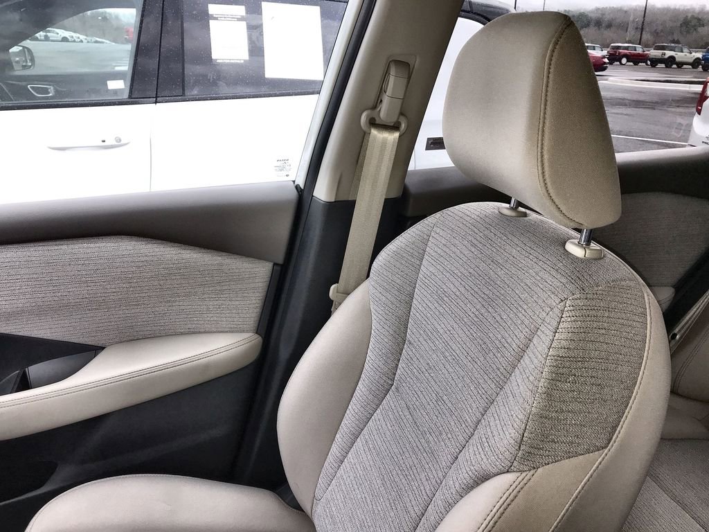 Used 2023 Nissan Rogue SV image 22