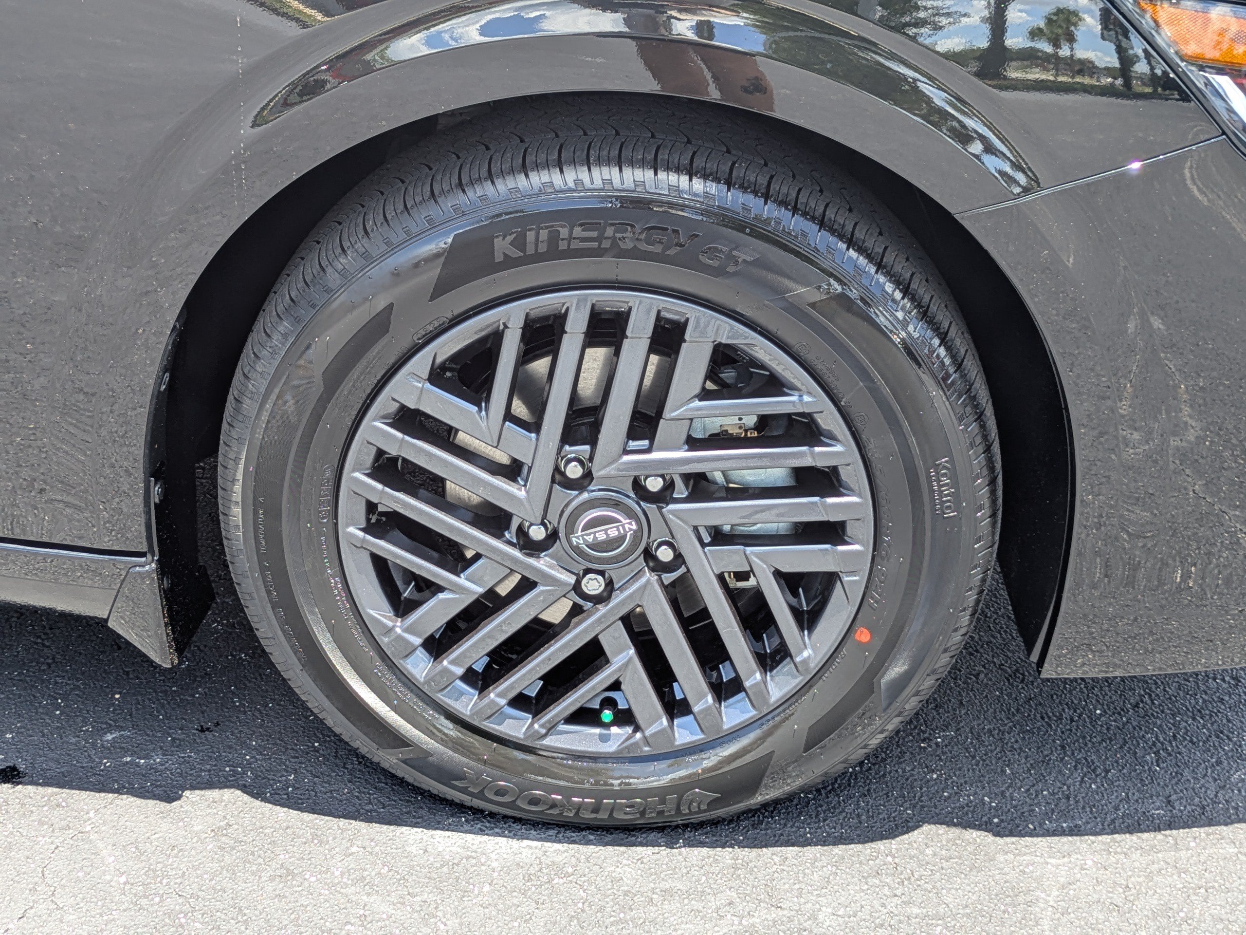 New 2026 Nissan Sentra SV w/ SV Convenience Package FWD image 12