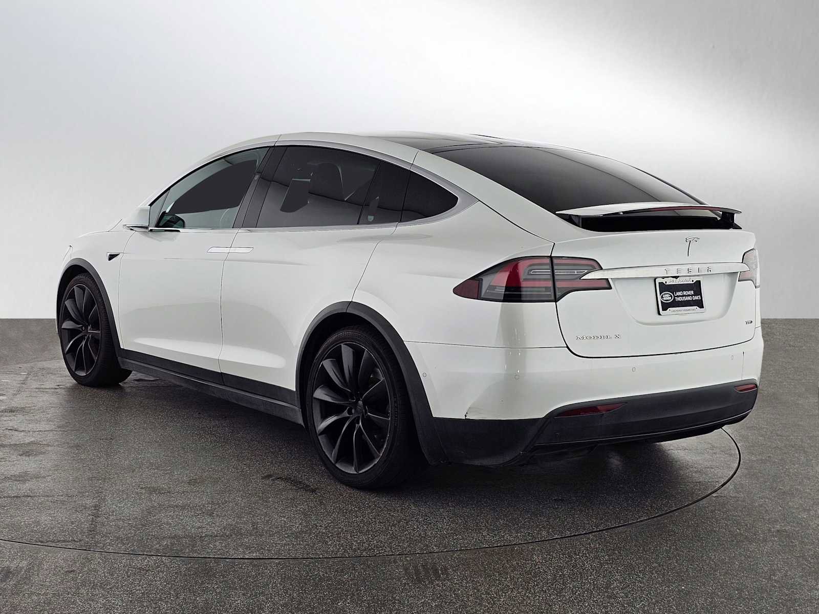 Used 2019 Tesla Model X 75D AWD/4WD image 3