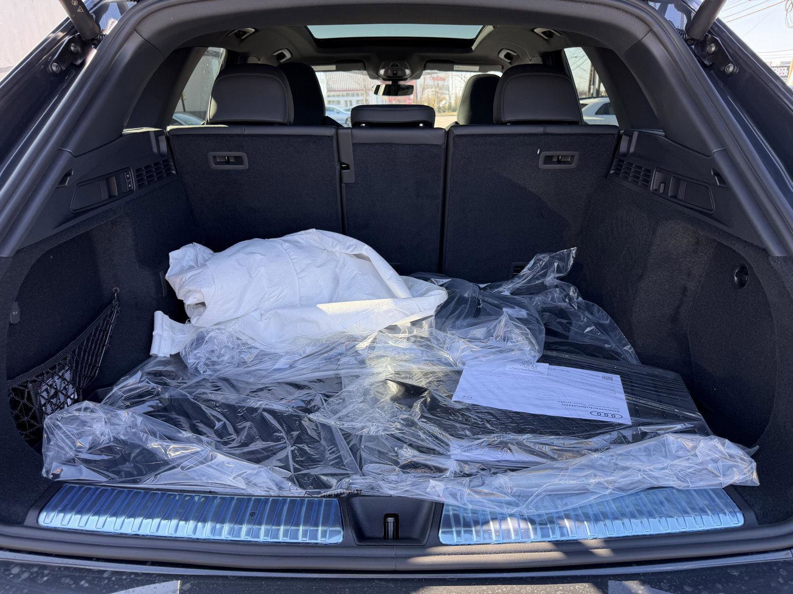 New 2025 Audi SQ5 Premium Plus image 27