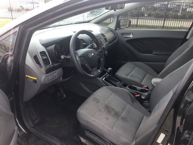 Used 2017 Kia Forte LX image 14