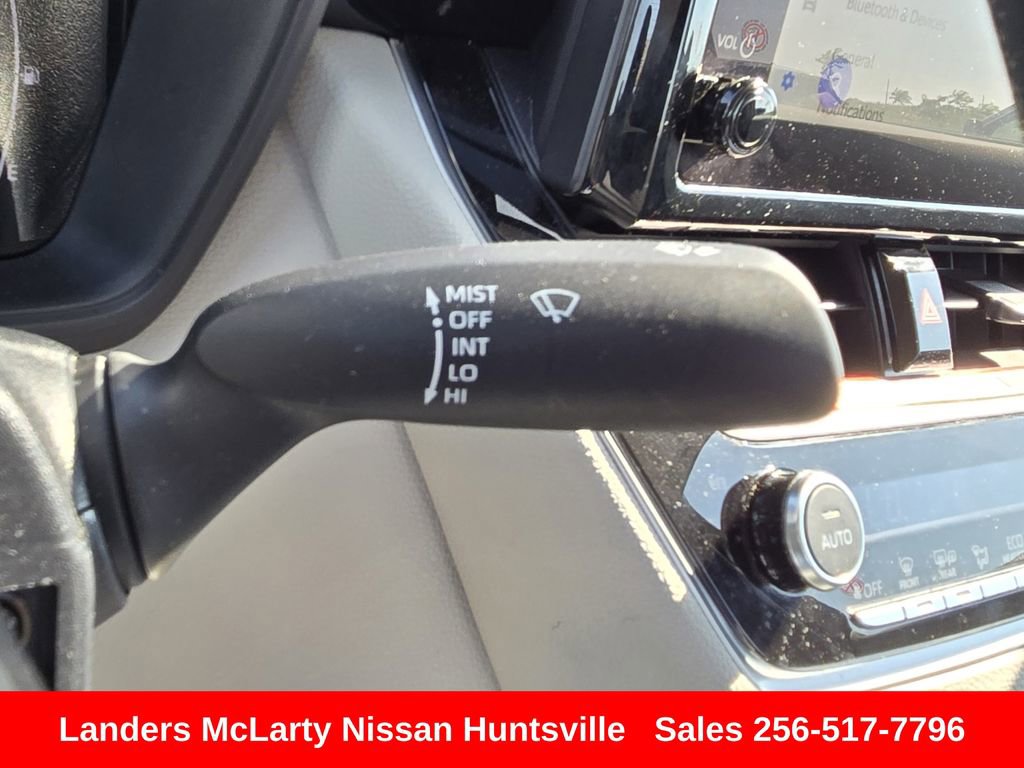 Used 2026 Toyota Corolla LE FWD image 21