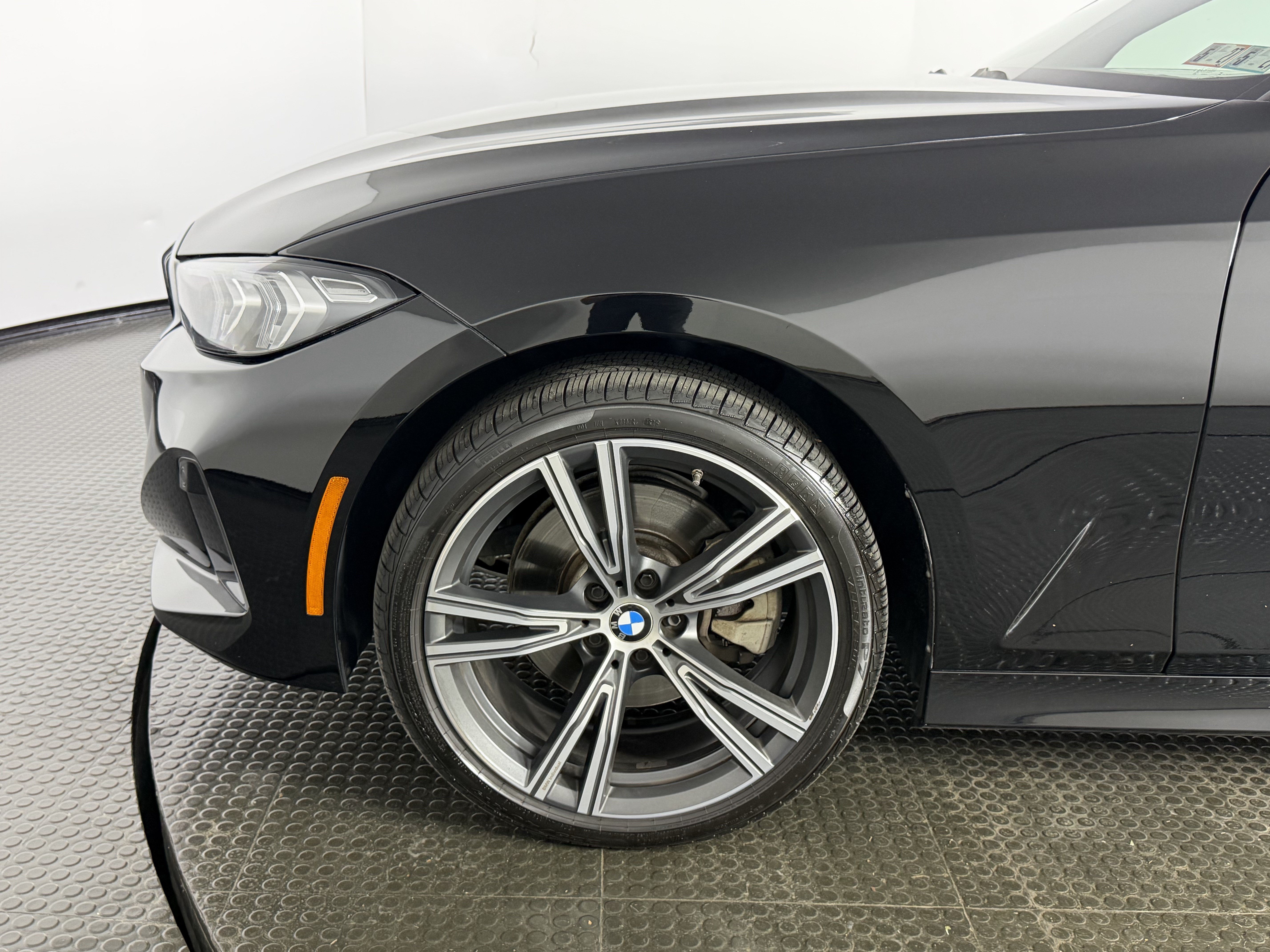 Certified 2023 BMW 330i xDrive Sedan w/ Driving Assistance Package AWD/4WD image 8