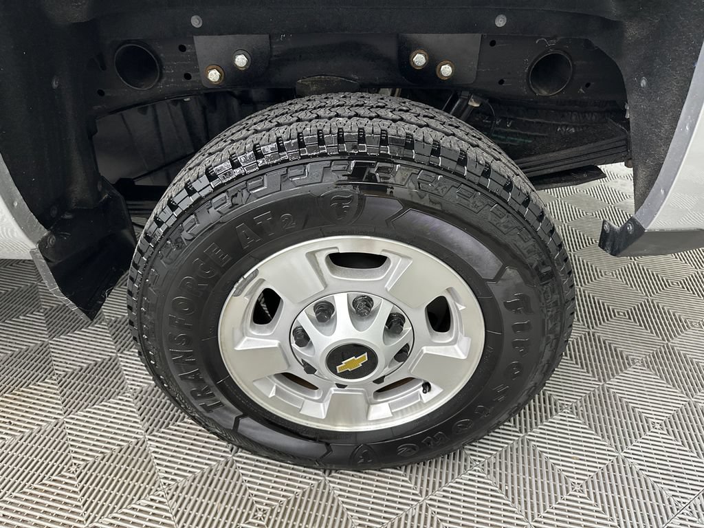 Used 2019 Chevrolet Silverado 2500 LT w/ LT Convenience Package AWD/4WD image 19